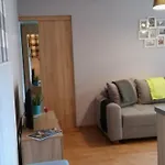 Poznanska 1 *