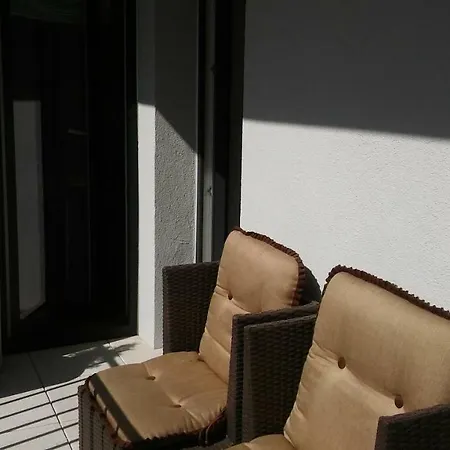 Poznanska 1 * Poznań