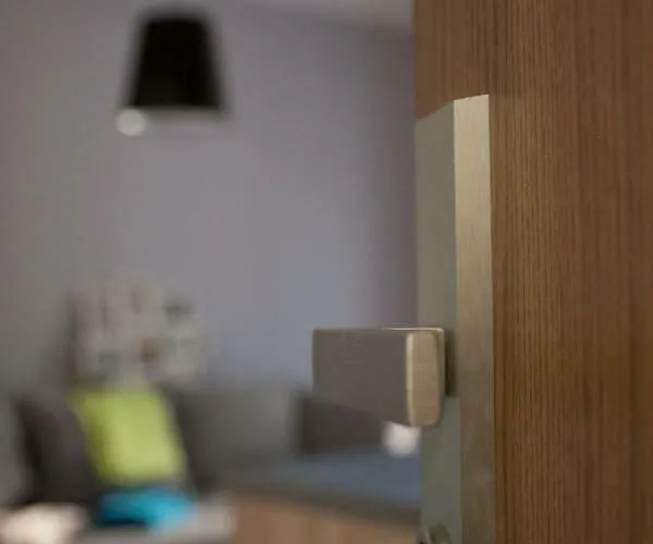 Poznanska 1 * Poznań